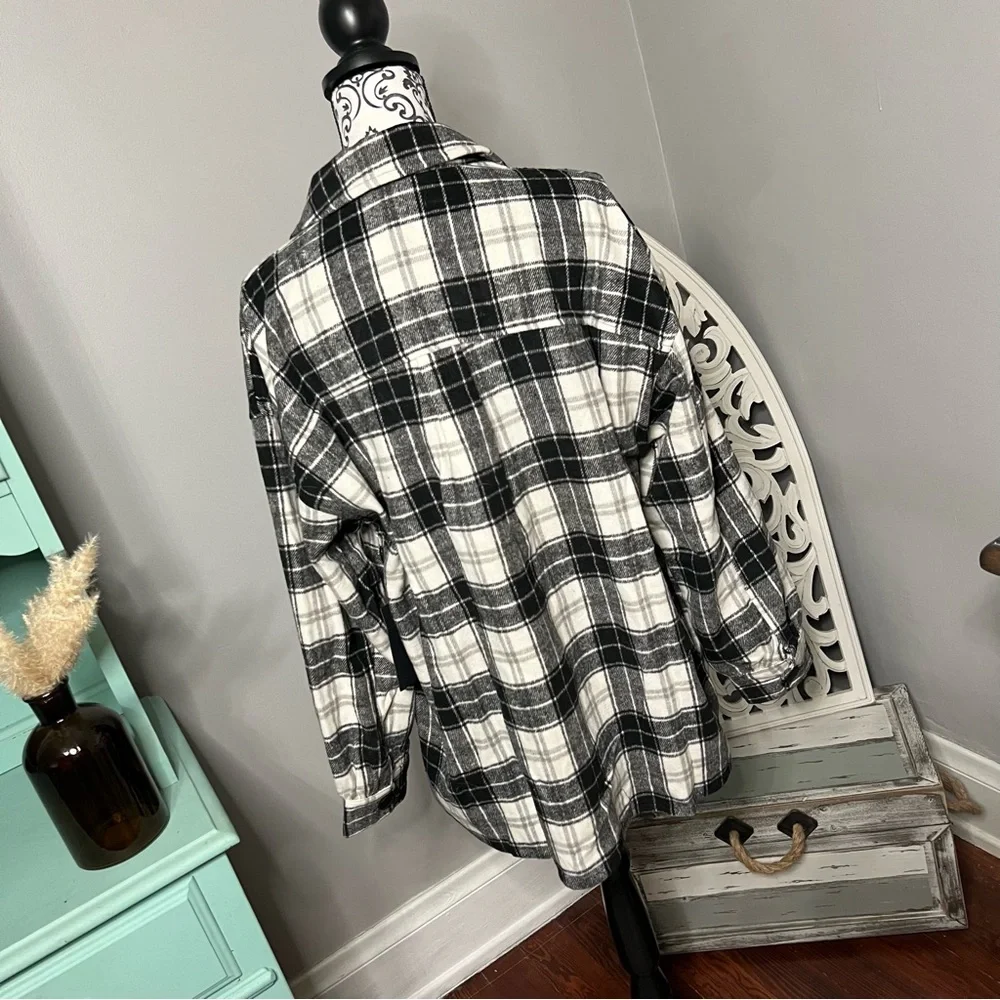Forever 21 Plaid Shacket Size 0X NWT Boho Bohemian Plus Size Curvy - Picture 8 of 15